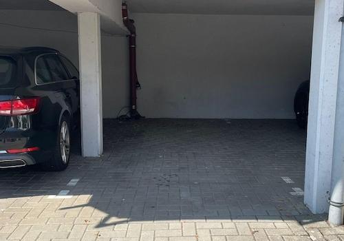 Überdachter PKW Stellplatz
