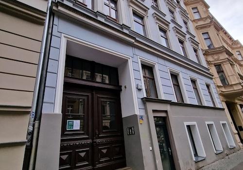 Gebäude