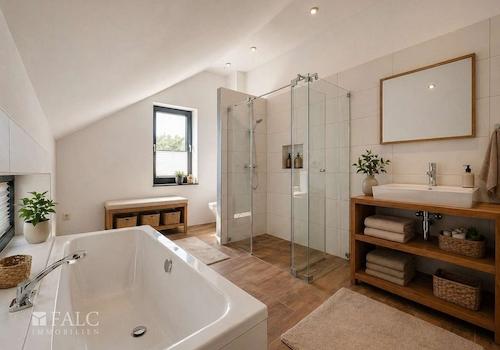 Badezimmer im Obergeschoss/Einrichtungsbeispiel
