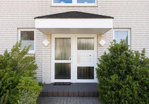 Gepflegter Hauseingang