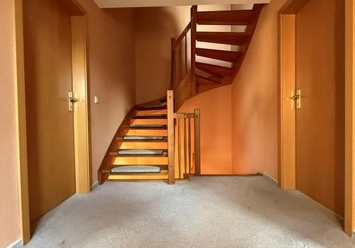 Treppe zum Spitzboden