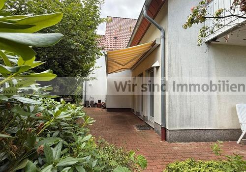 Terrasse mit Markise