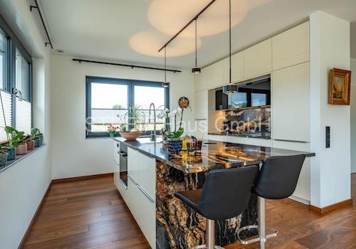 CREMLINGEN Winkel-BUNGALOW Klassische offene Küche im Kundenhaus