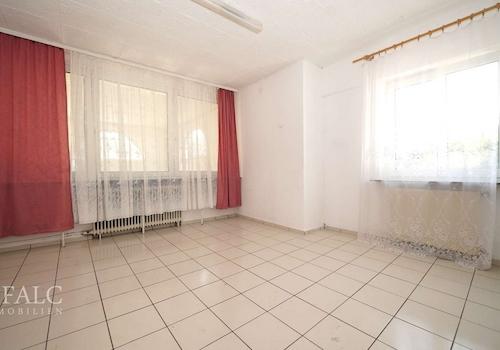 Schlafzimmer momentan (EG)