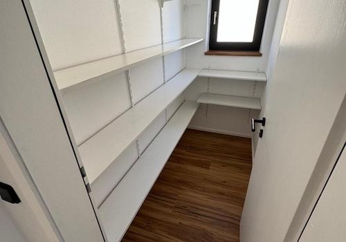 Speißekammer/Abstellkammer
