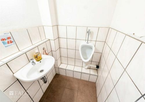WC 1