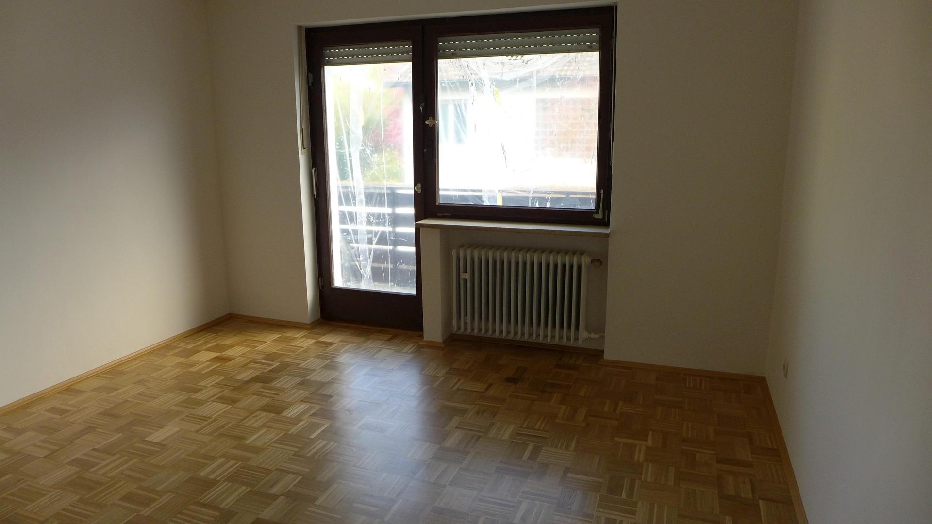 1. OG mit Balkon