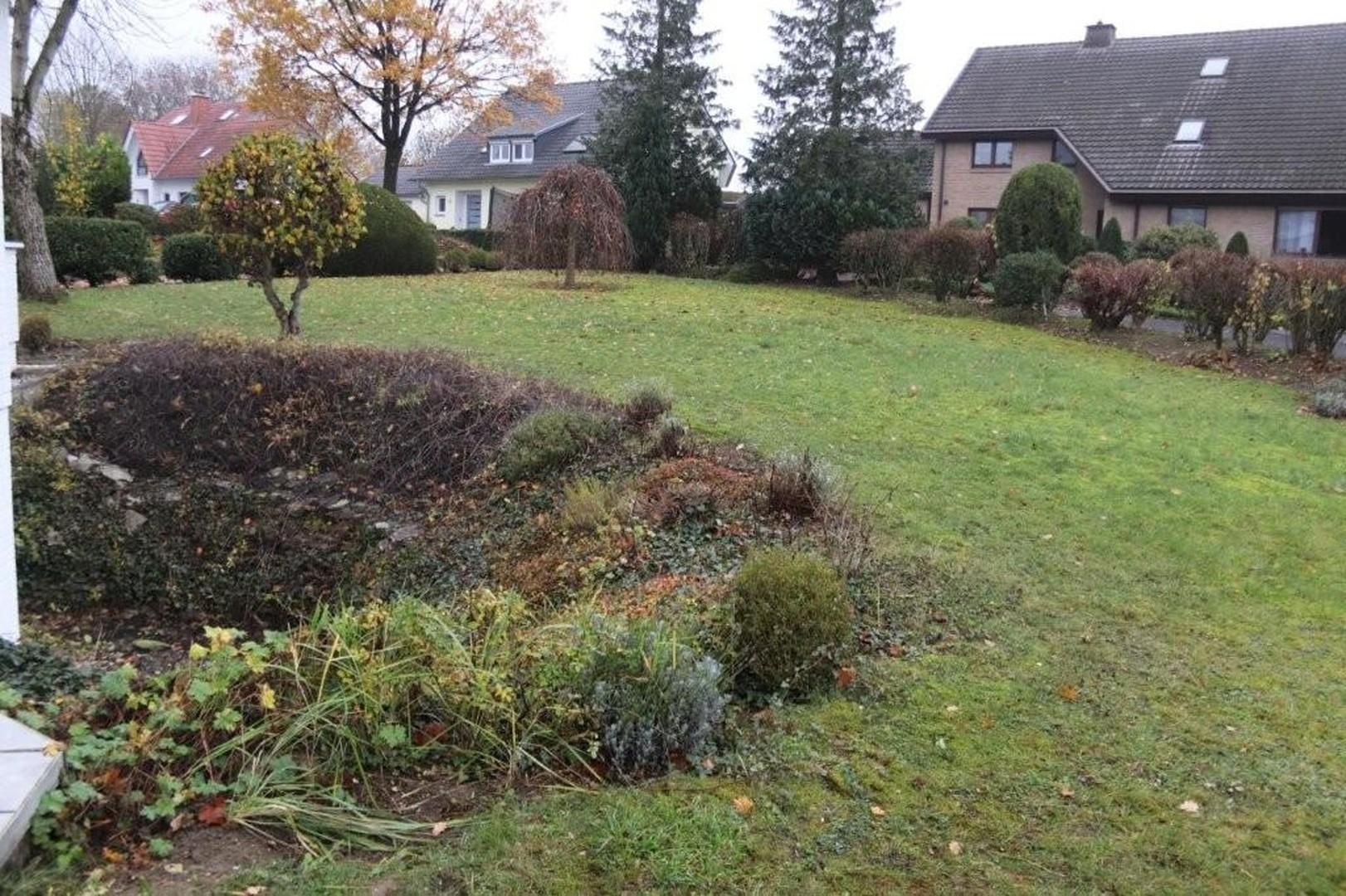 Garten von der Terrrasse