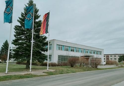 Theater mit Cafeteria und Bars