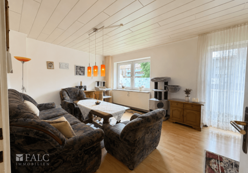 Wohnzimmer (gestaged) 