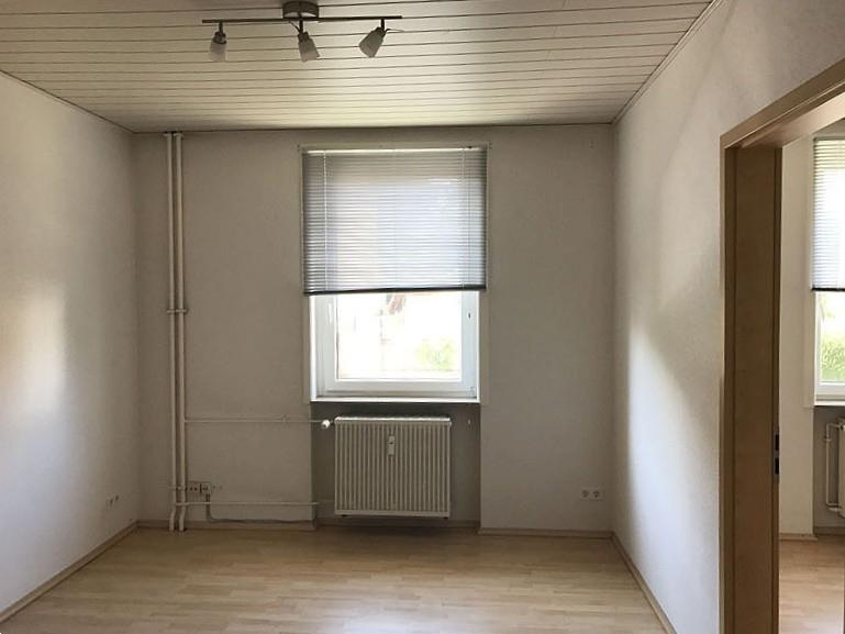 Wohnzimmer mit Zugang ..., EG