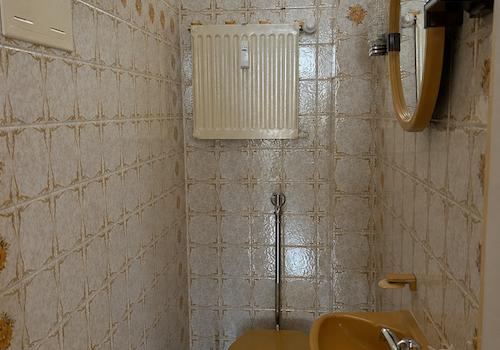 seperates WC, 1. OG