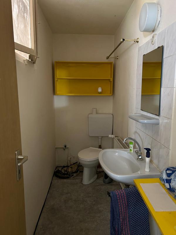 WC, SG