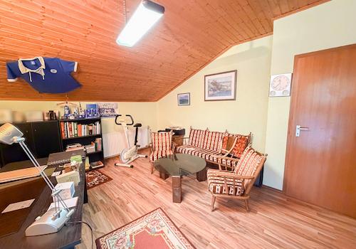 Büro (DG) 