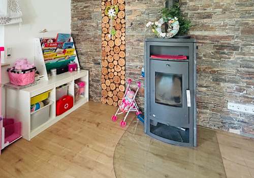 Kamin EG