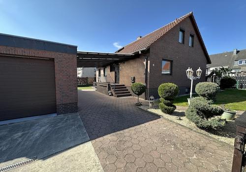 Hausansicht links 2