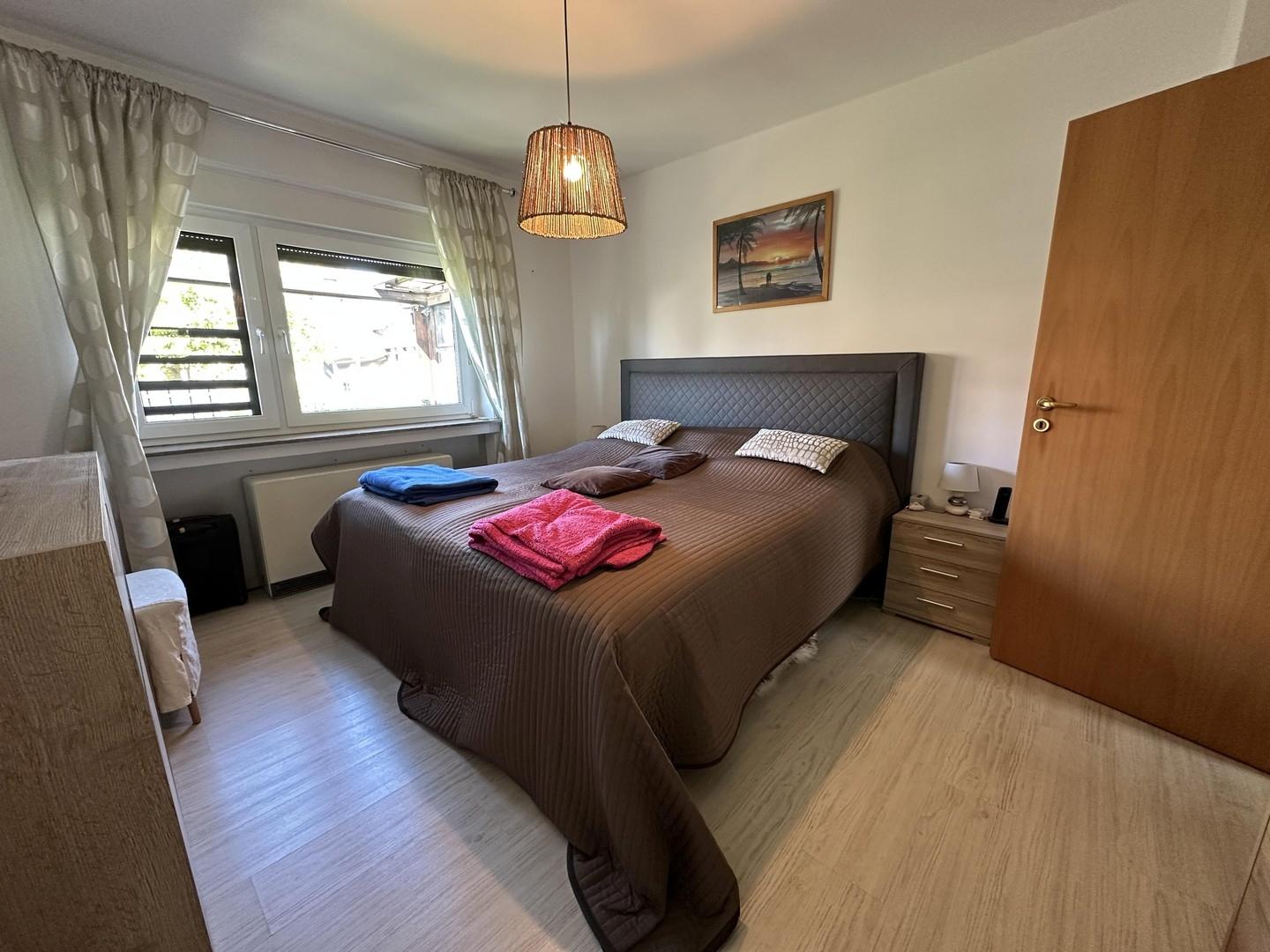 Schlafzimmer EG 1