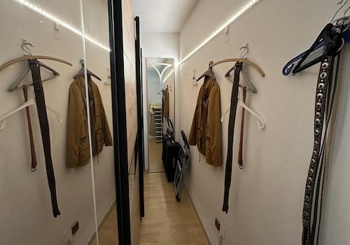 Begehbarer Kleiderschrank EG