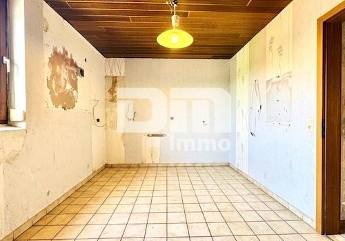 Wohnhau OG/DG ehem. Küche / Optional Schlafzimmer