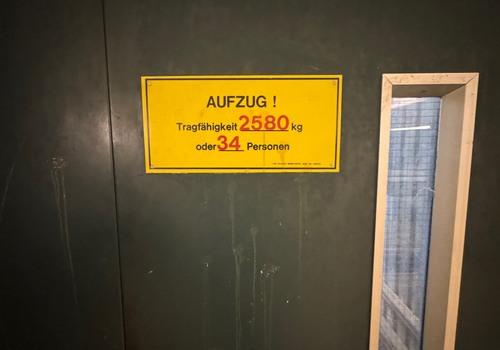 PKW Lastenaufzug 2,5t