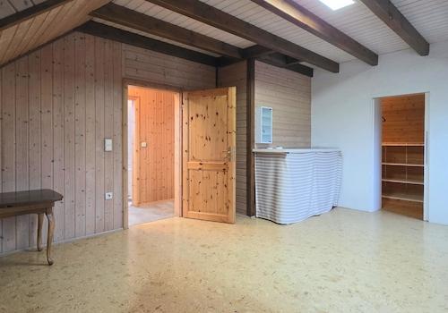 Schlafzimmer DG