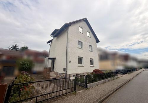 Straßenansicht