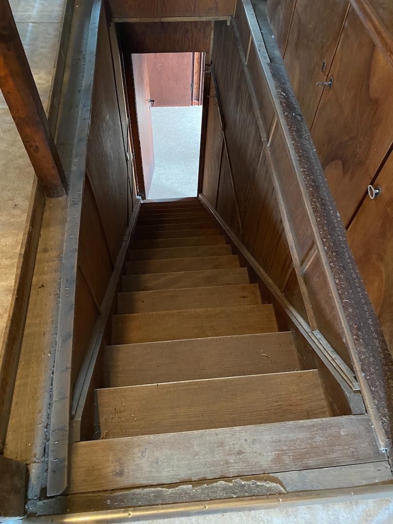Treppe zum Dachspitz mit Ausbaureserve