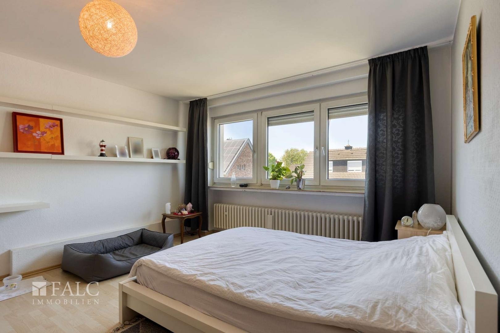 Schlafzimmer 4