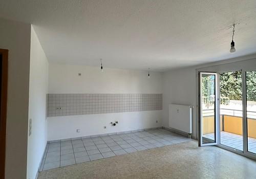 Wohnzimmer & Küche IV