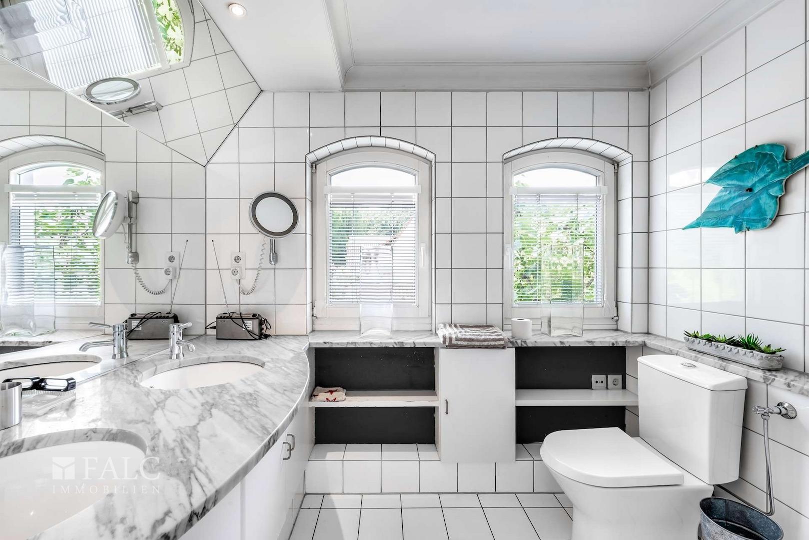 Badezimmer II - Obergeschoss