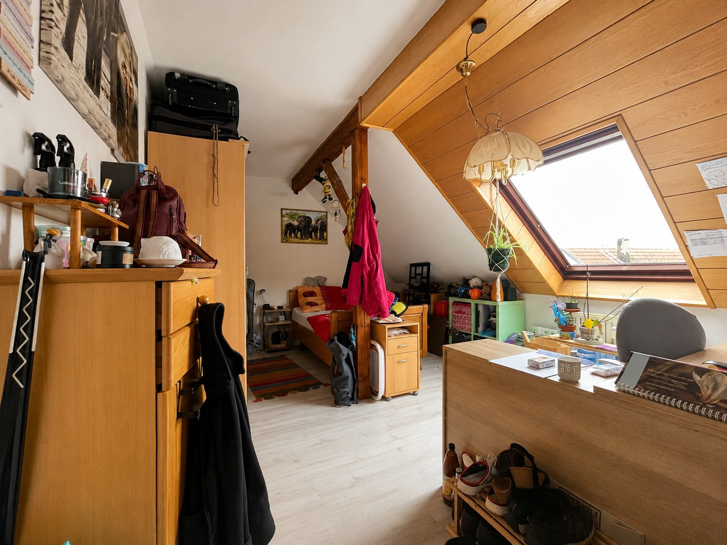 Schlafzimmer Blick in Raum
