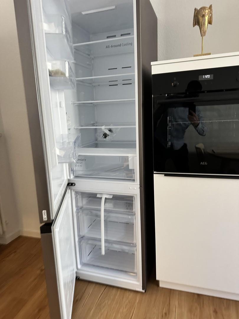 Moderner Kühlschrank