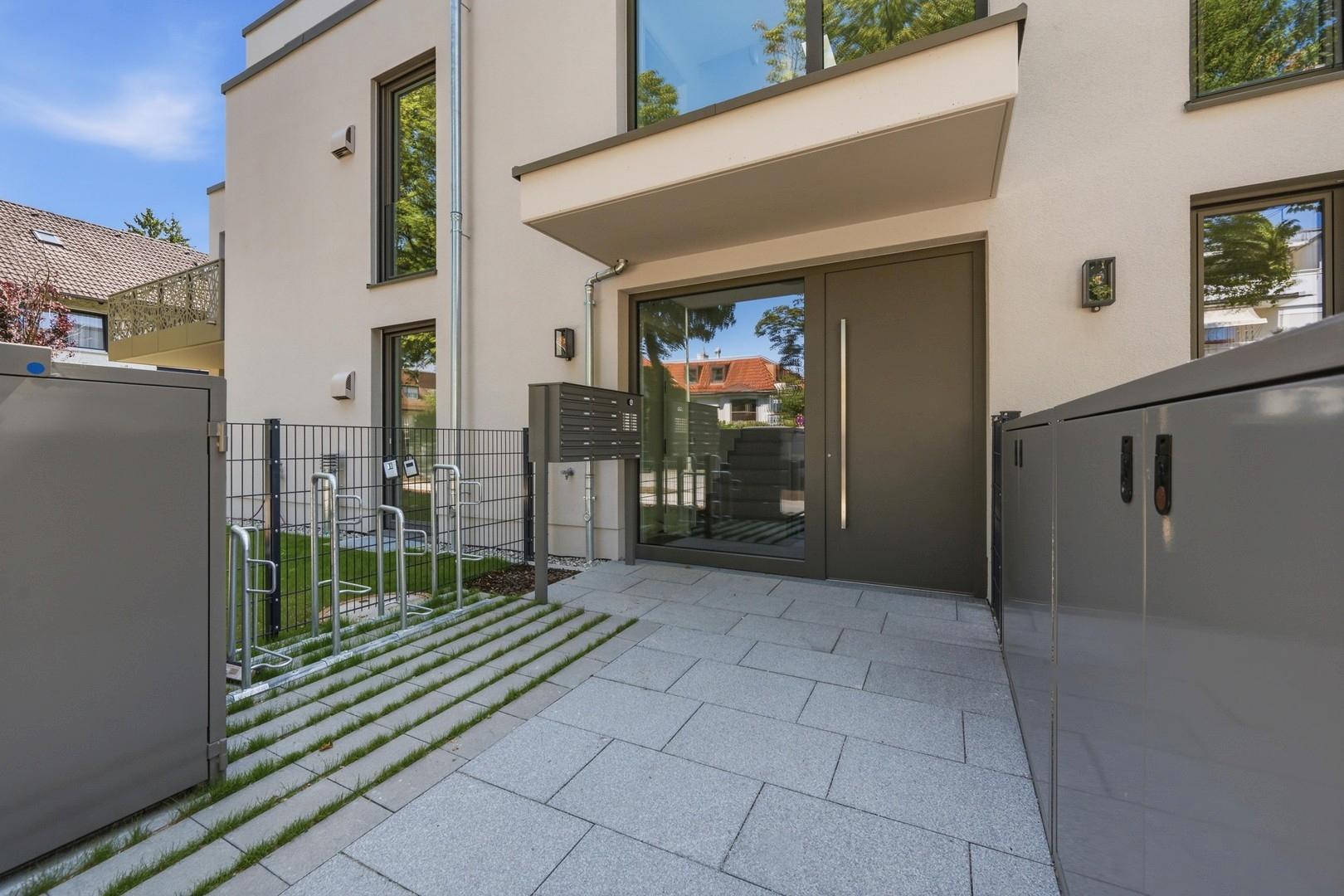 Eingang zum Gebäude