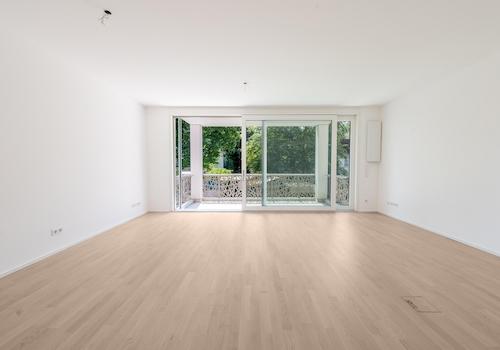 Wohn-/Esszimmer, Küche