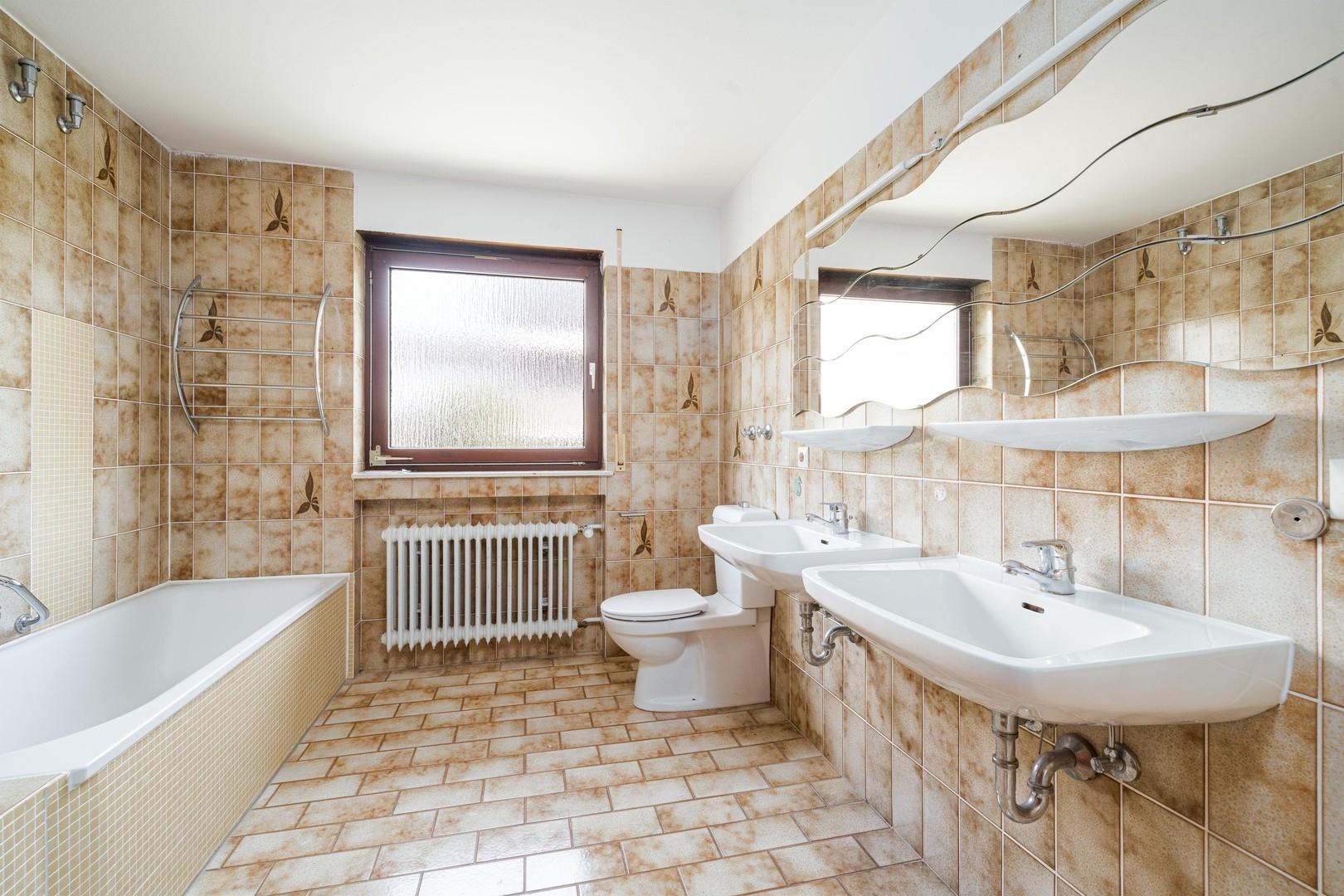 Badezimmer 1. OG