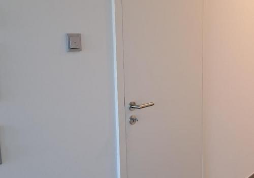 Flache Türen