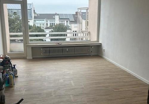 Wohn- und Schlafzimmer