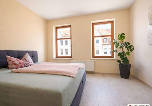 1. OG Schlafzimmer 1