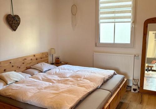 Schlafzimmer 1