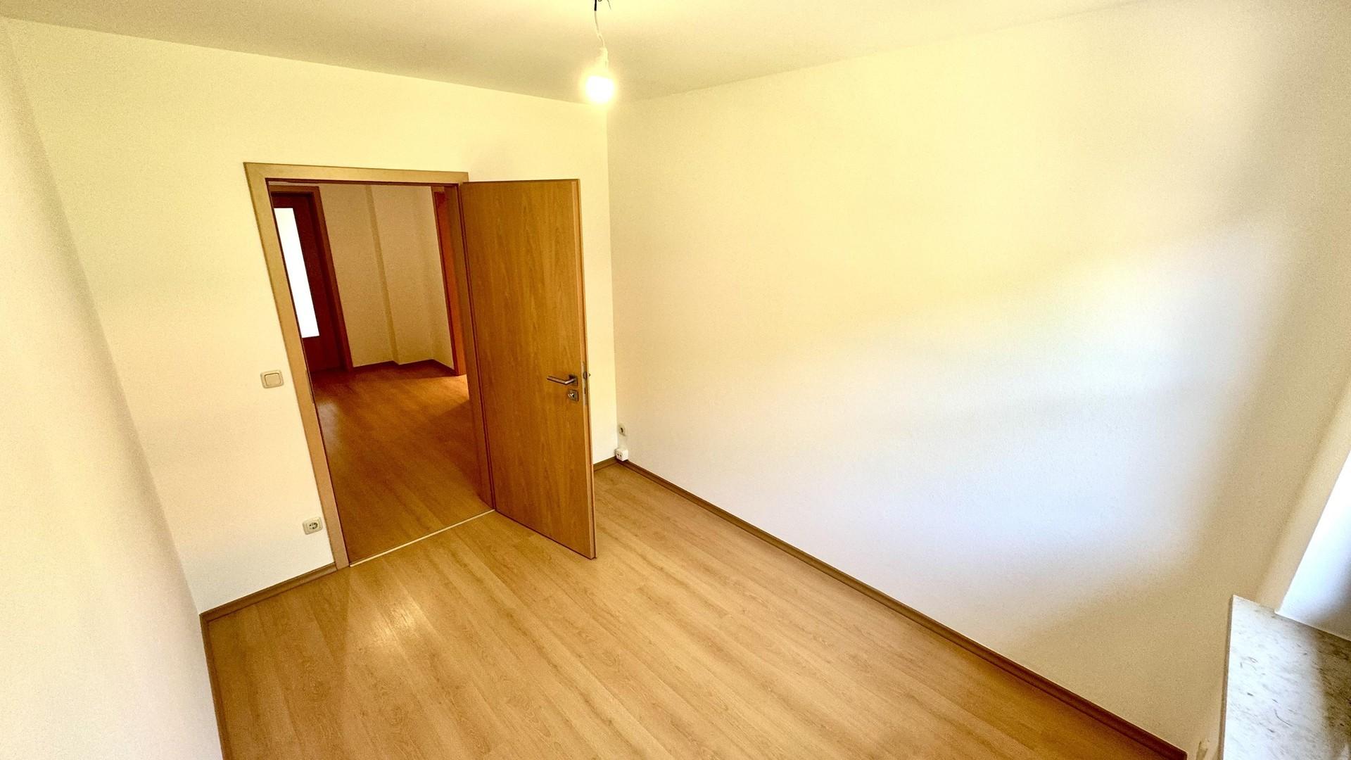 Büro/Kinderzimmer