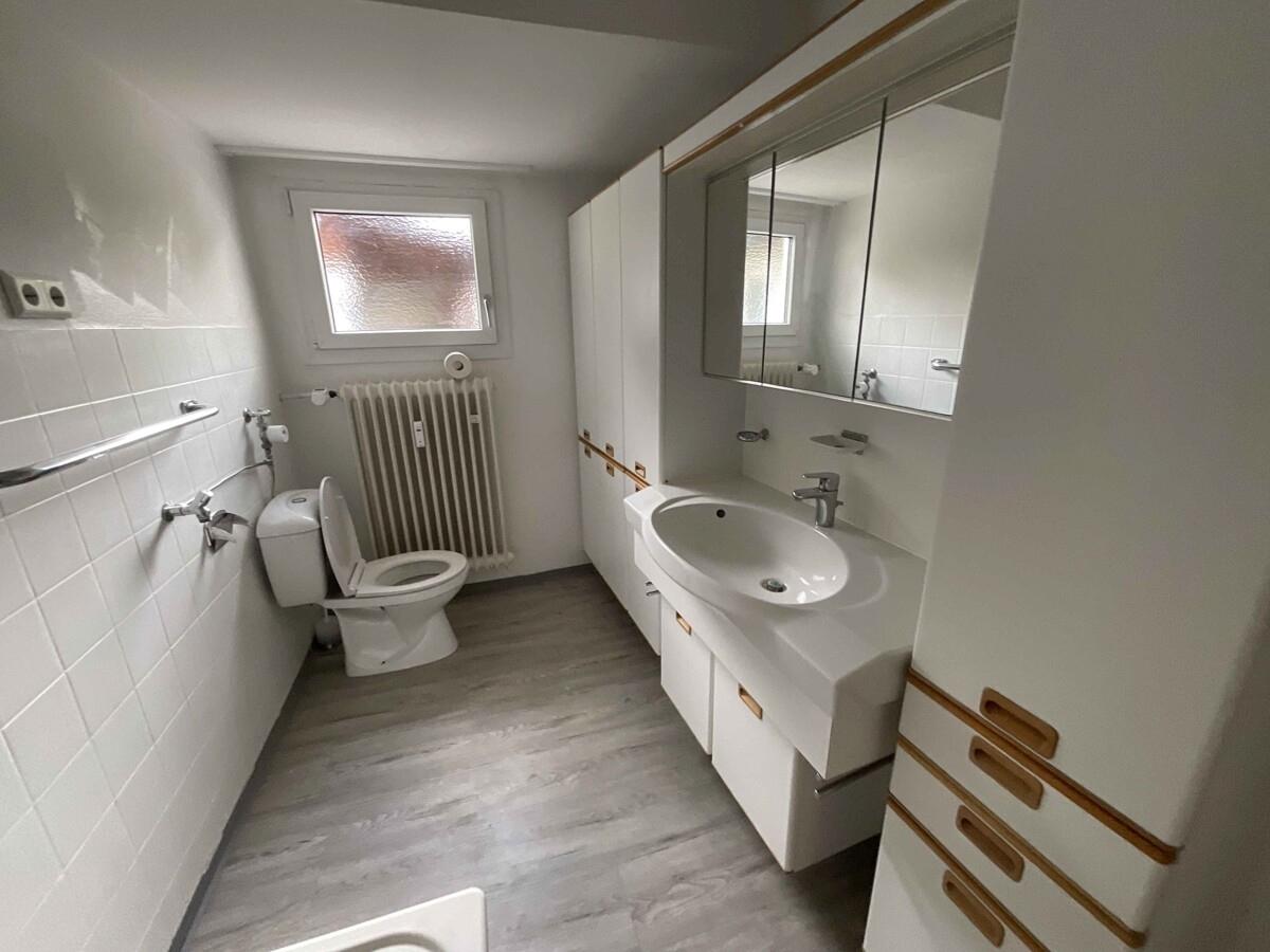 1 OG_Badezimmer_www.villingen.immobilien