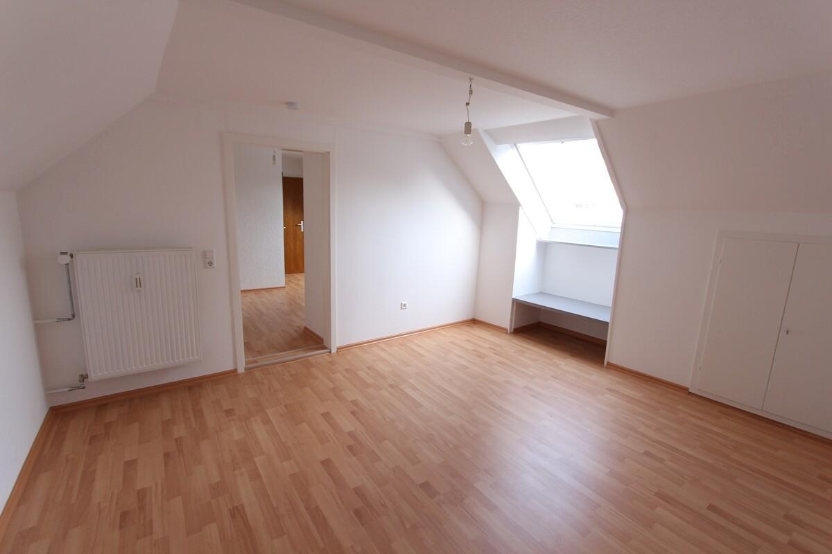2 OG_Schlafen_www.villingen.immobilien