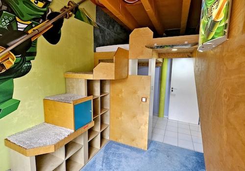 Kinderzimmer EG (Zimmer 2)