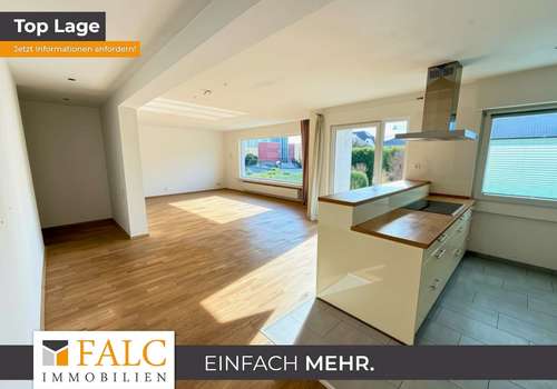 Wohnzimmer mit Küche