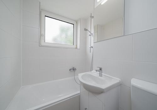 Bade mit Badewanne