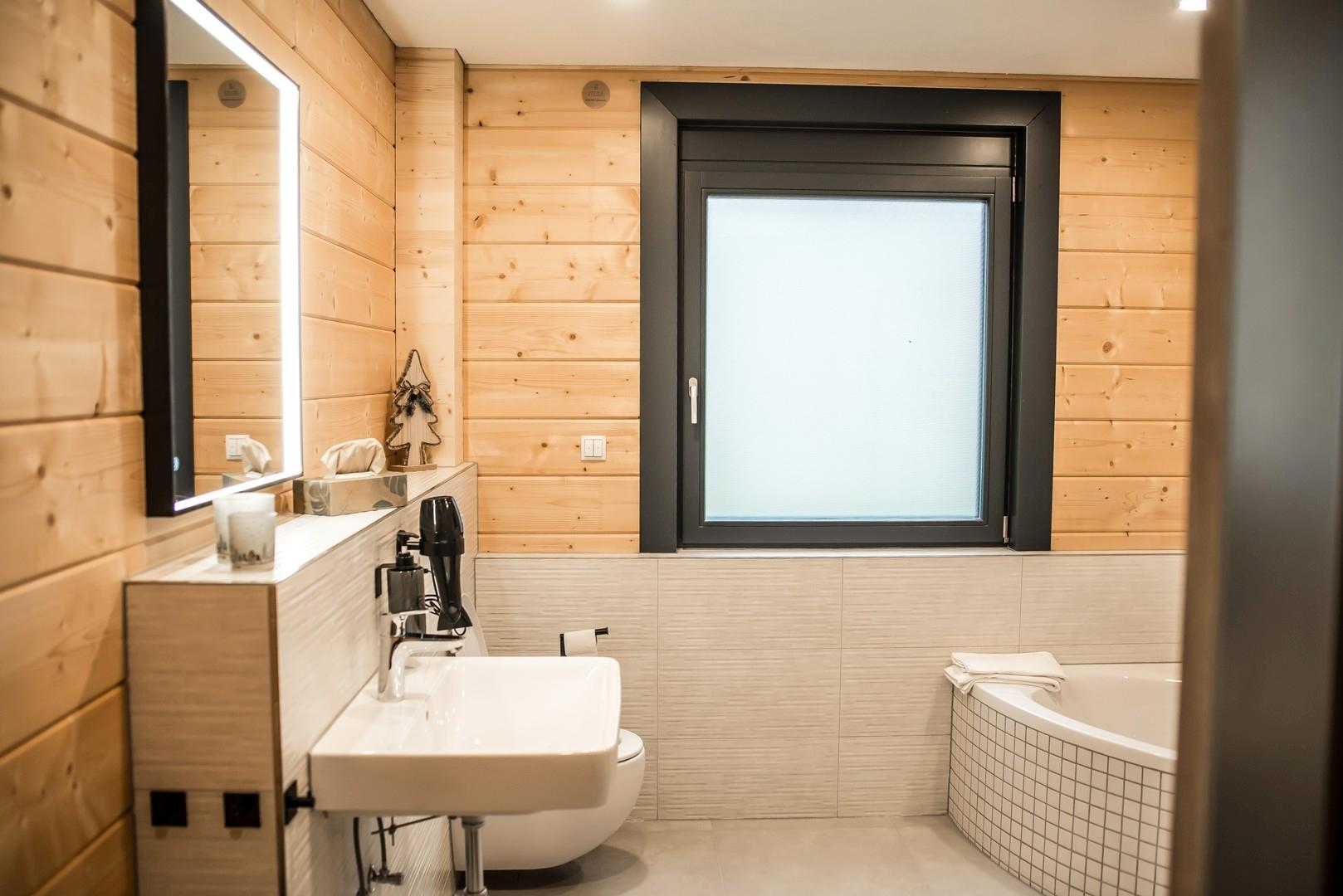 Badezimmer EG