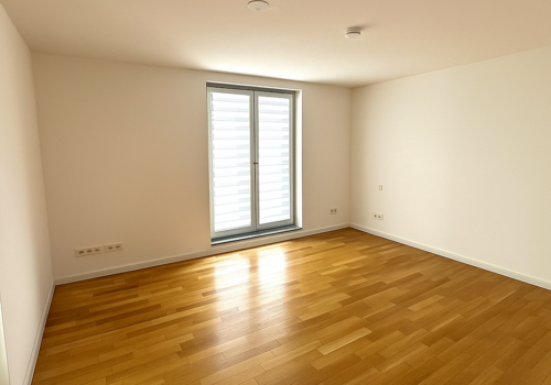 Schlafzimmer mit Zugang Terrasse 1