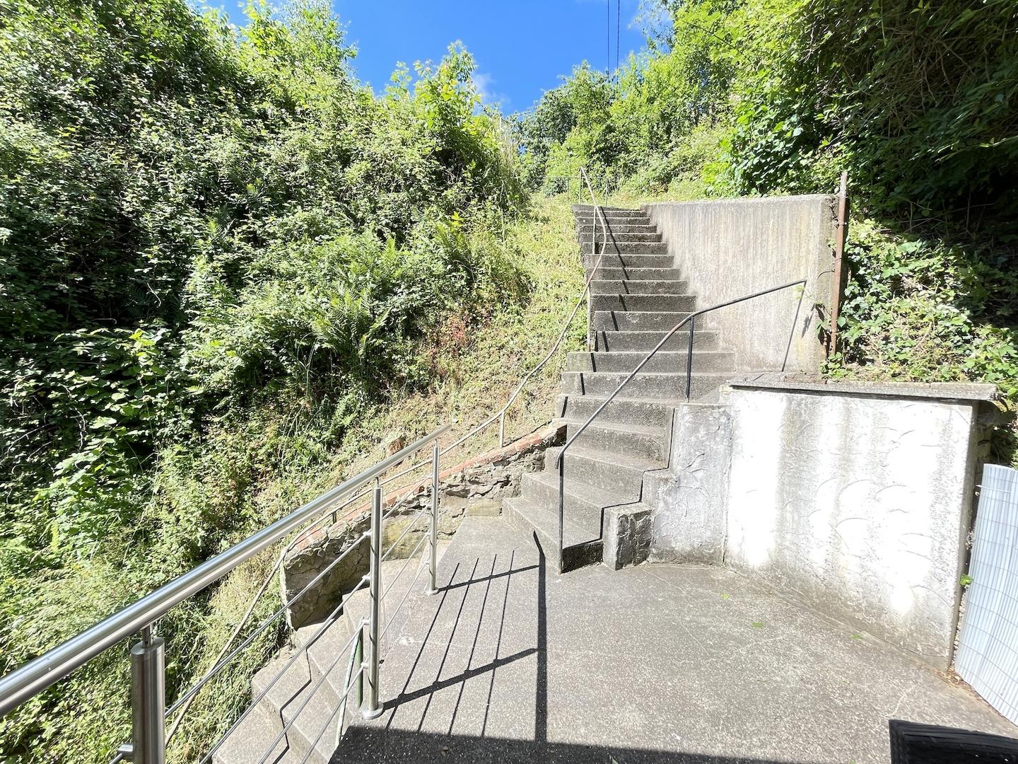 Treppe ins Garten