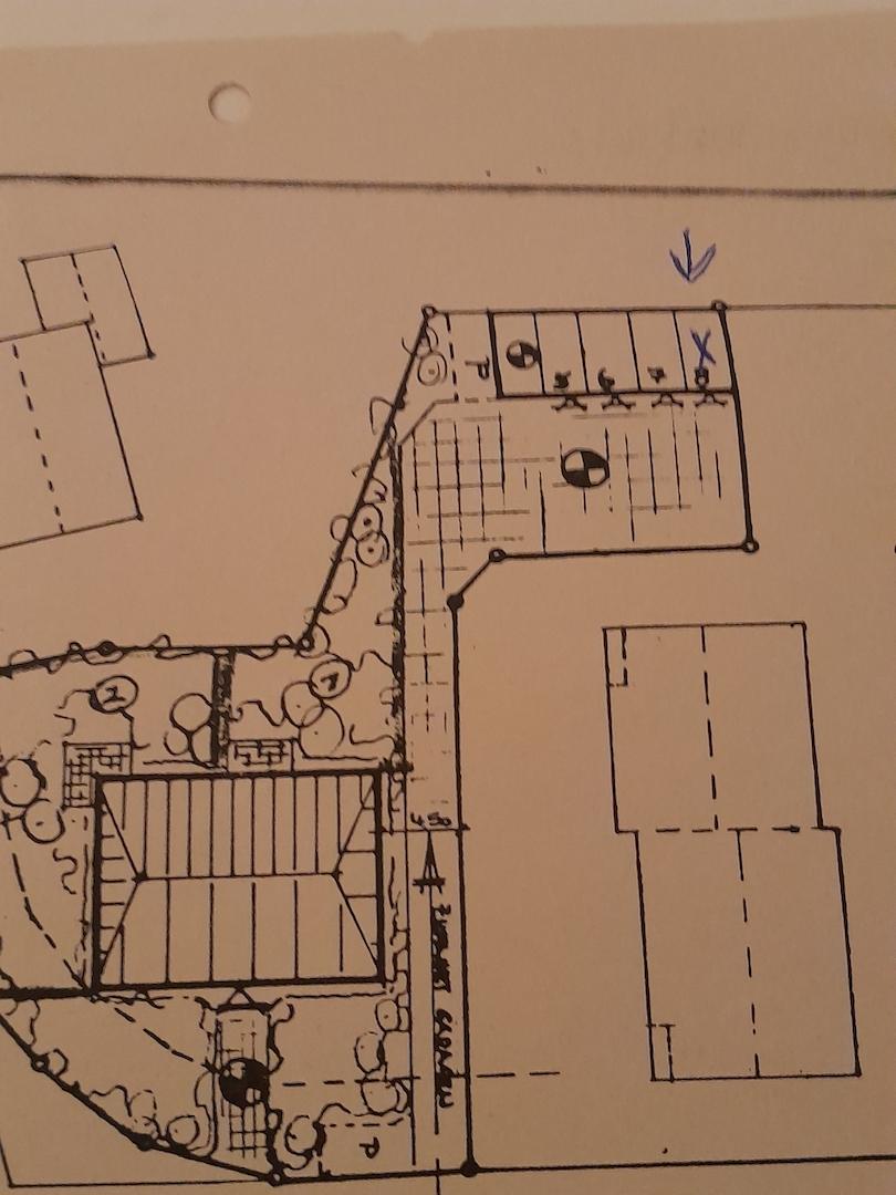 Garage Nr. 8 der Teilungserklärung