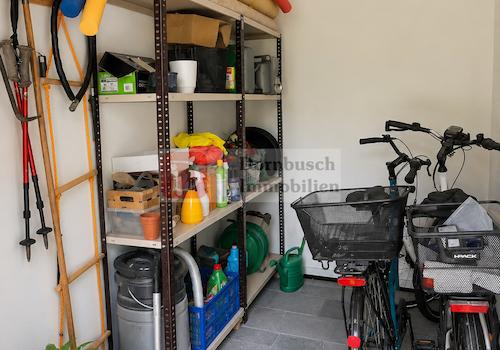 Fahrrad- und Gerätehaus Bild 2